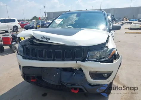 2020 Jeep Compass Trailhawk 4X4 z USA, uszkodzony, nr VIN 3C4NJDDB8LT189557